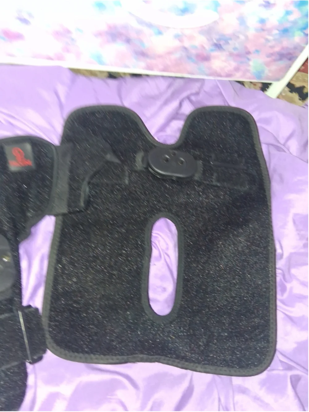 black ProLine Innovations PL-32/33 knee support brace with dual hinges, neo